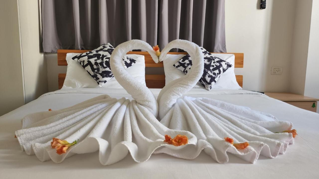 David Hameleh House Aparthotel เนทันยา ภายนอก รูปภาพ
