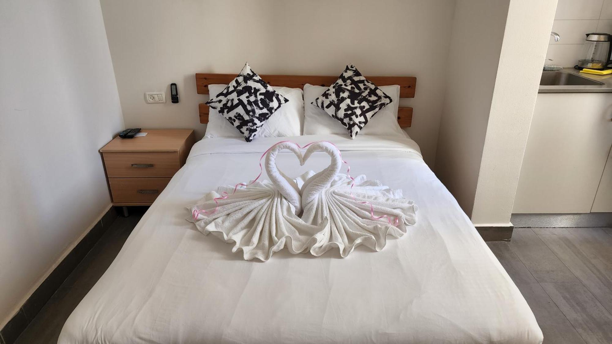 David Hameleh House Aparthotel เนทันยา ห้อง รูปภาพ
