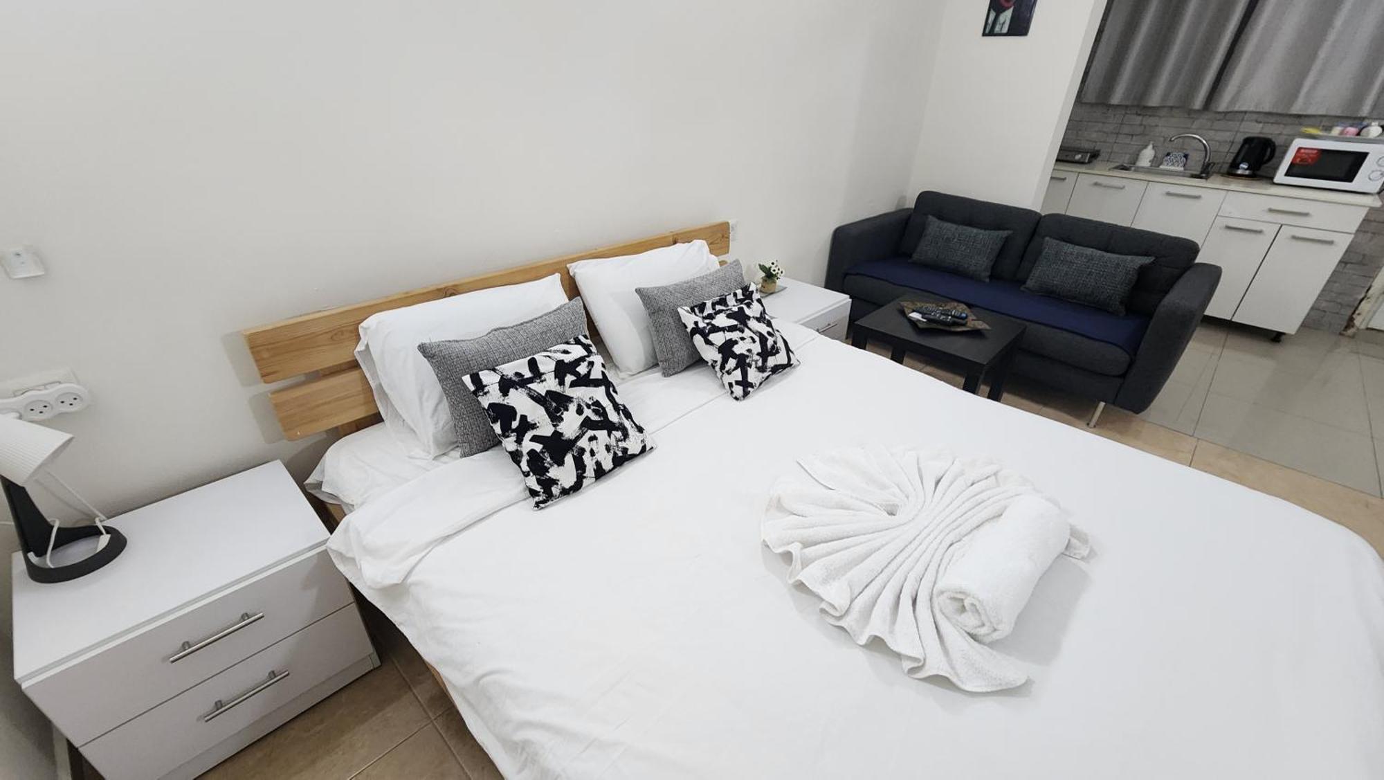 David Hameleh House Aparthotel เนทันยา ภายนอก รูปภาพ