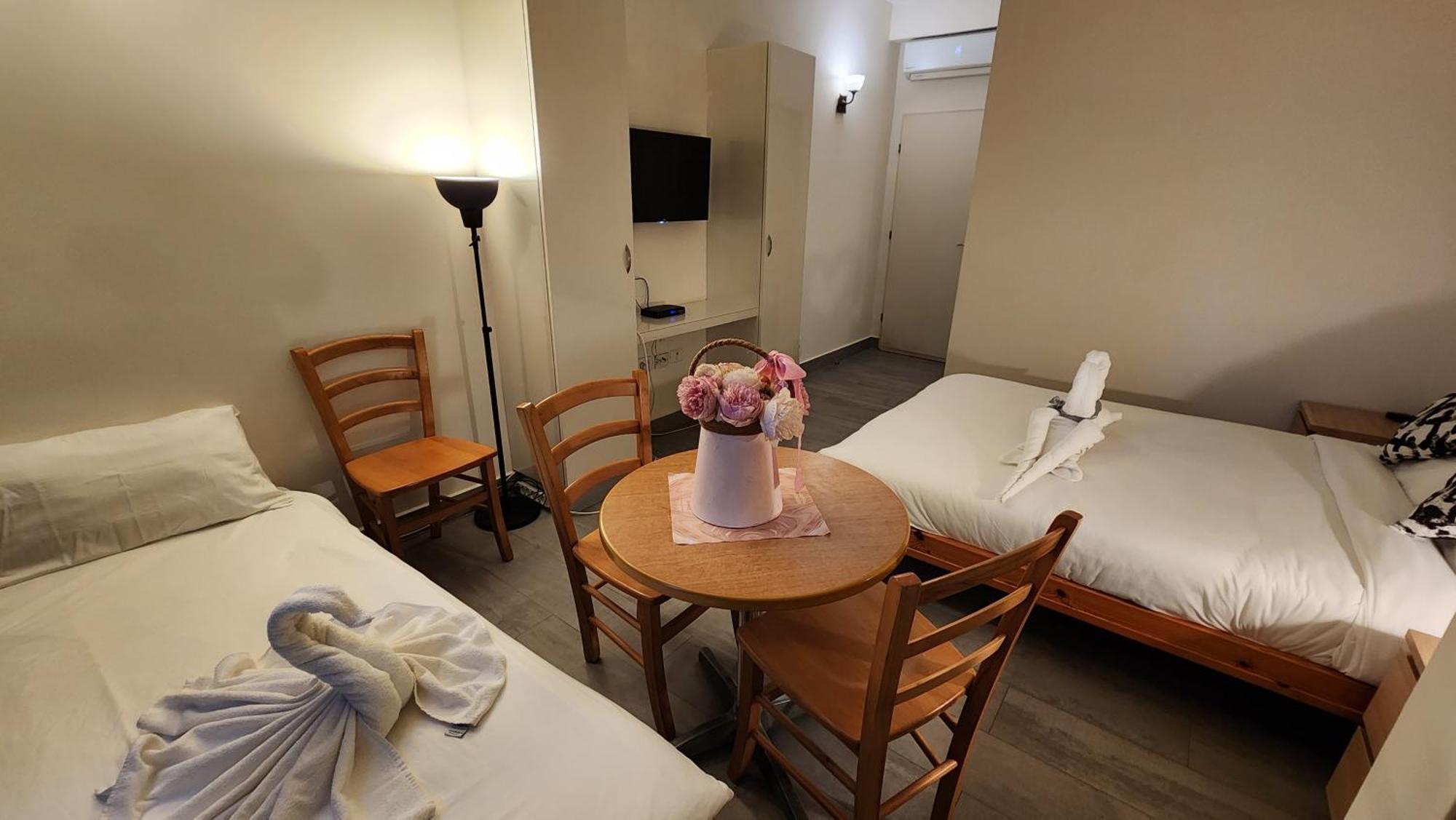 David Hameleh House Aparthotel เนทันยา ห้อง รูปภาพ
